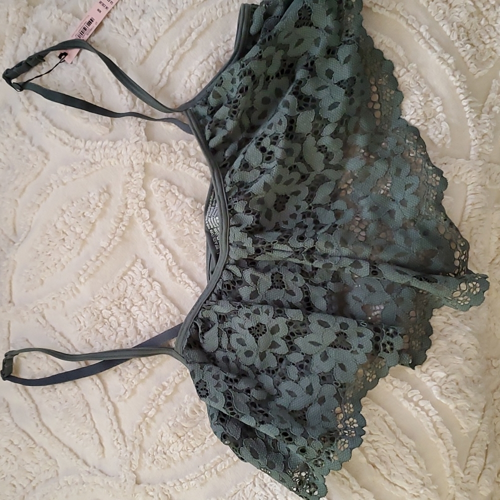 Victoria Secret bralette M